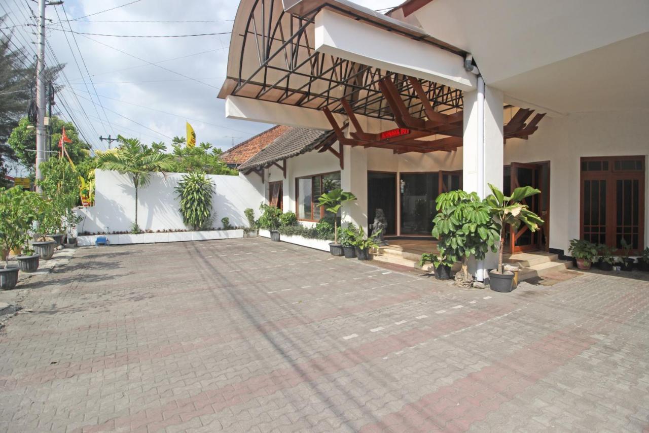יוגיאקרטה Reddoorz Plus @ Taman Siswa 3 מראה חיצוני תמונה